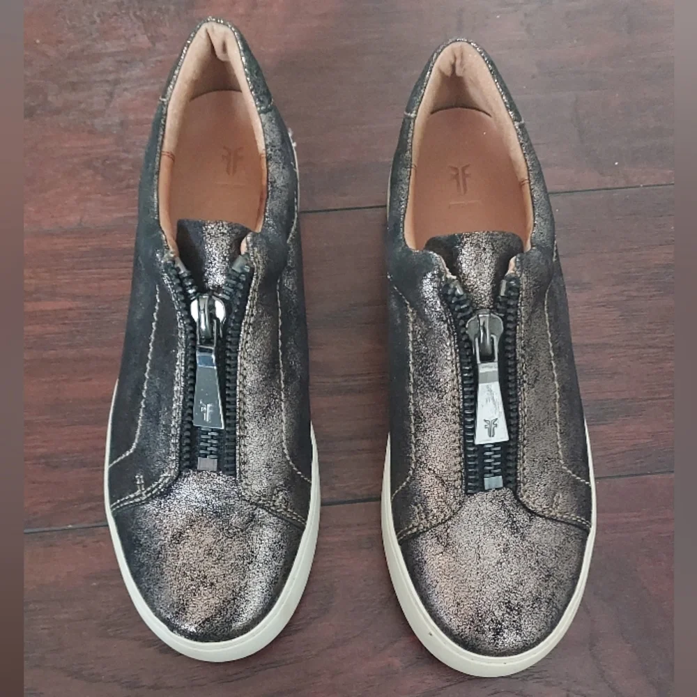 FRYE Leather Metallic Zip-UP Sneakers Sz-9